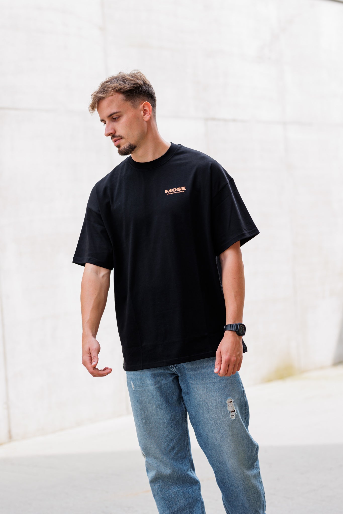 MOSE - MODERN CLASSICS OVERSIZED TEE